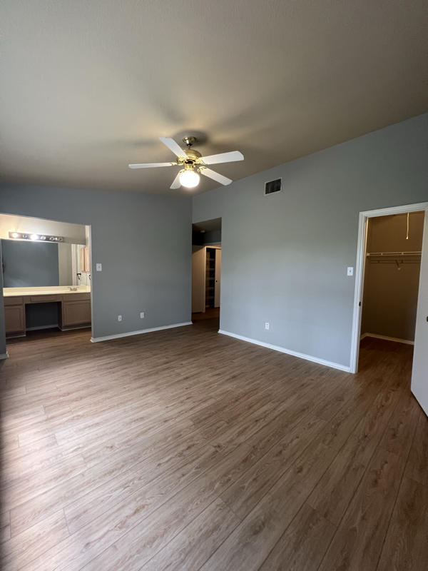 Building Photo - 8011 Rustic Park