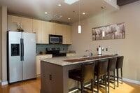 Building Photo - FULLY FURNISHED Studio in Nashville's Prem...