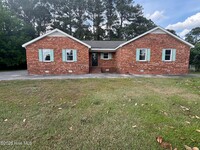 Building Photo - 2415 Bells Fork Rd