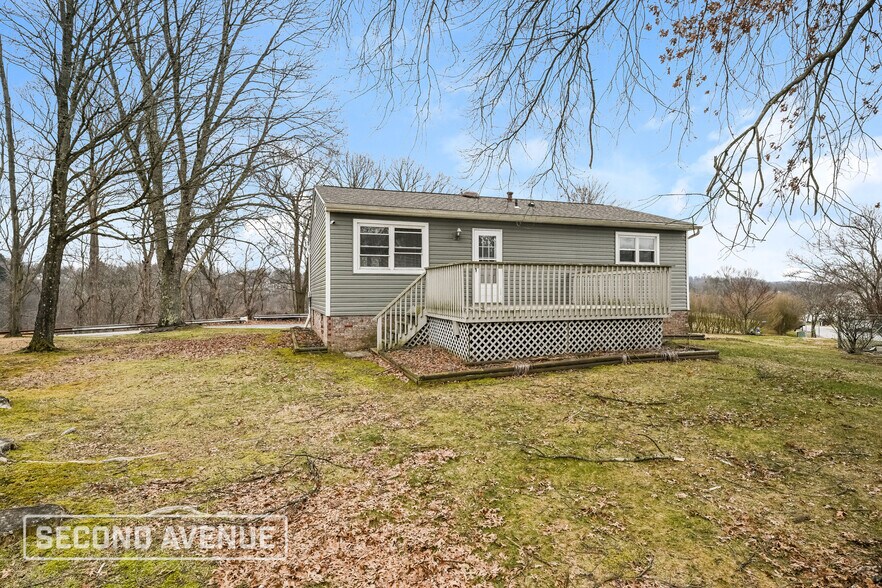 Building Photo - 1405 Cavitt Rd