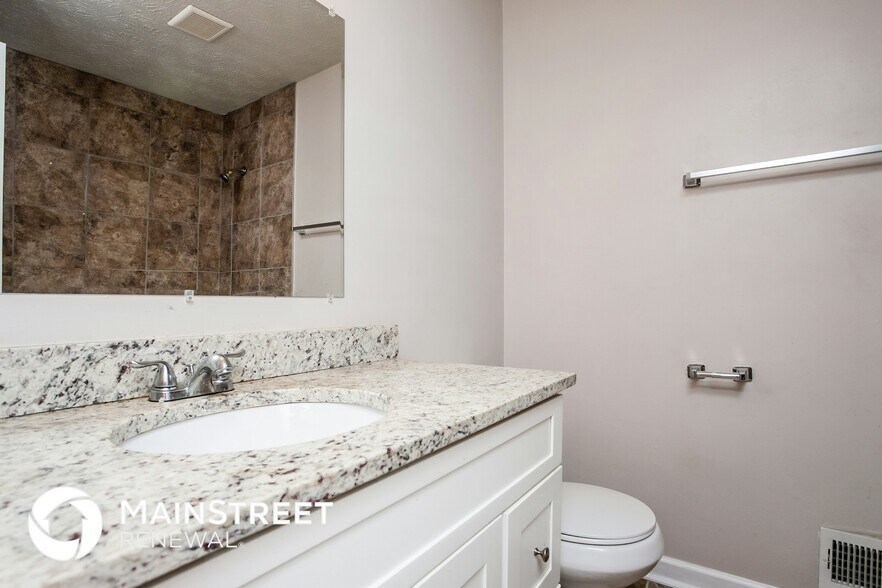 Building Photo - 537 Plainville Dr SW