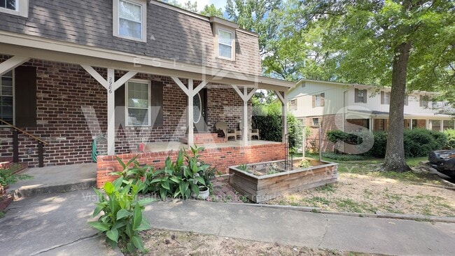 Building Photo - 2986 Green Valley Rd