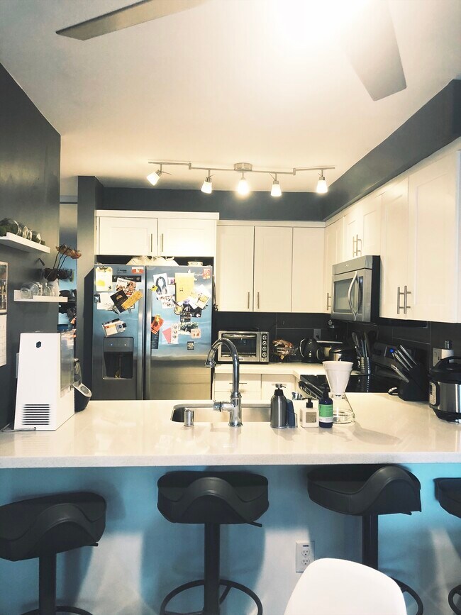 Building Photo - 199 Montecito Ave