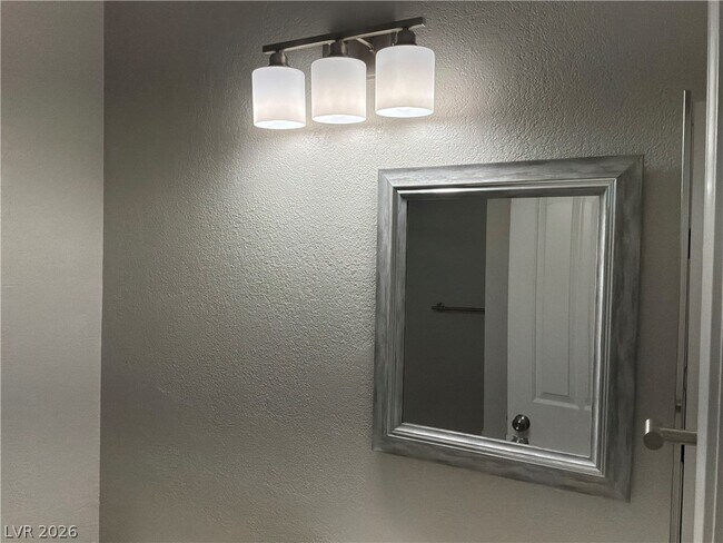 Building Photo - 2635 S Durango Dr