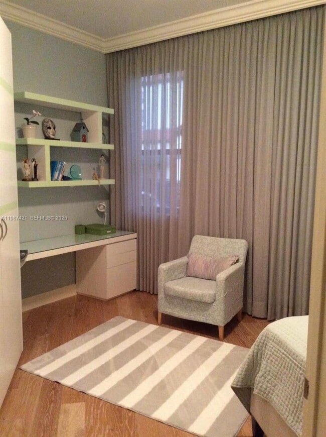 Building Photo - 55 Merrick Wy