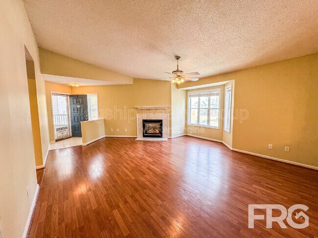 Building Photo - 3306 Mulberry Ln