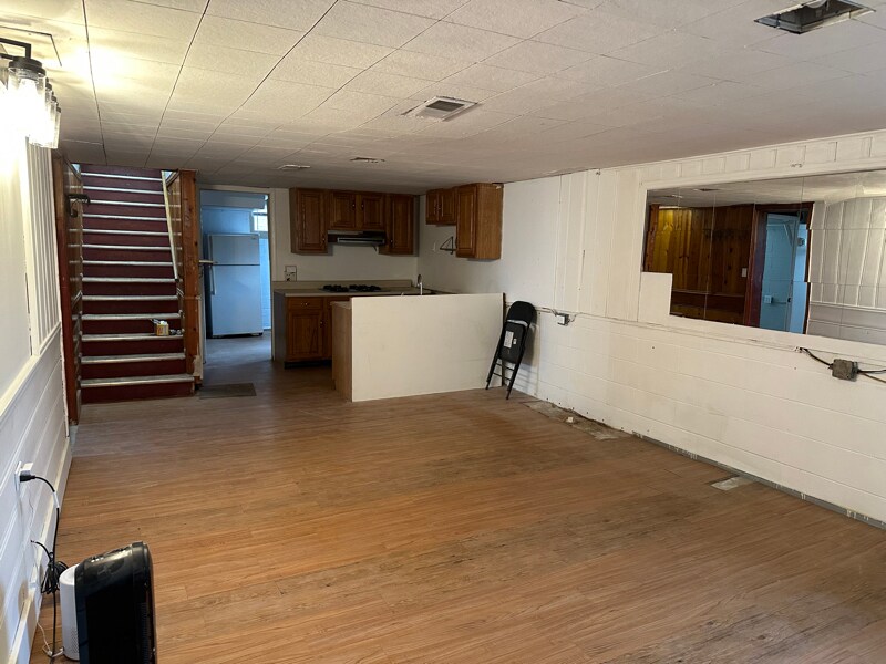 Building Photo - 83 S Lynhurst Dr