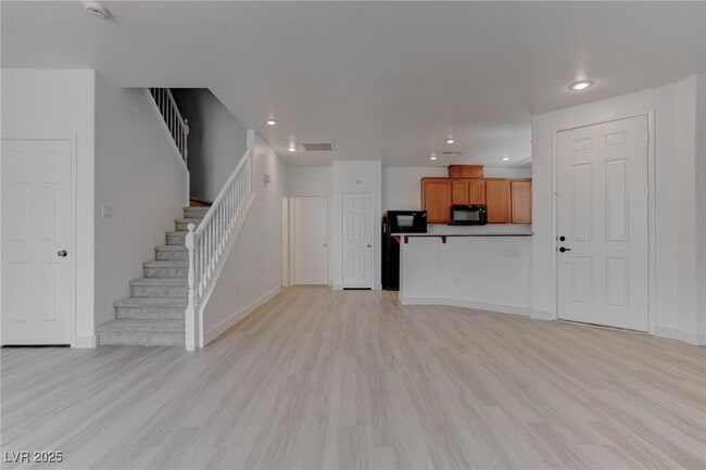 Building Photo - 7332 Marble Lake St