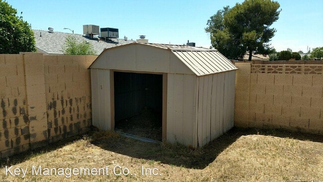 Building Photo - 5733 W Beck Ln