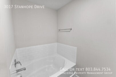 Building Photo - 3017 Stanhope Dr