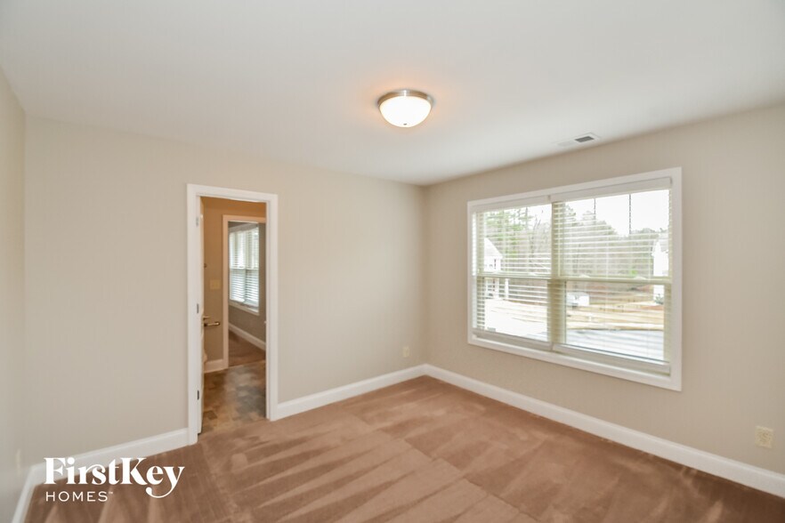 Building Photo - 97 Dunston Way