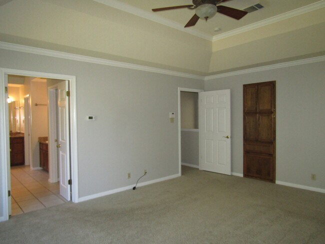 Building Photo - 10602 Cranford Ct