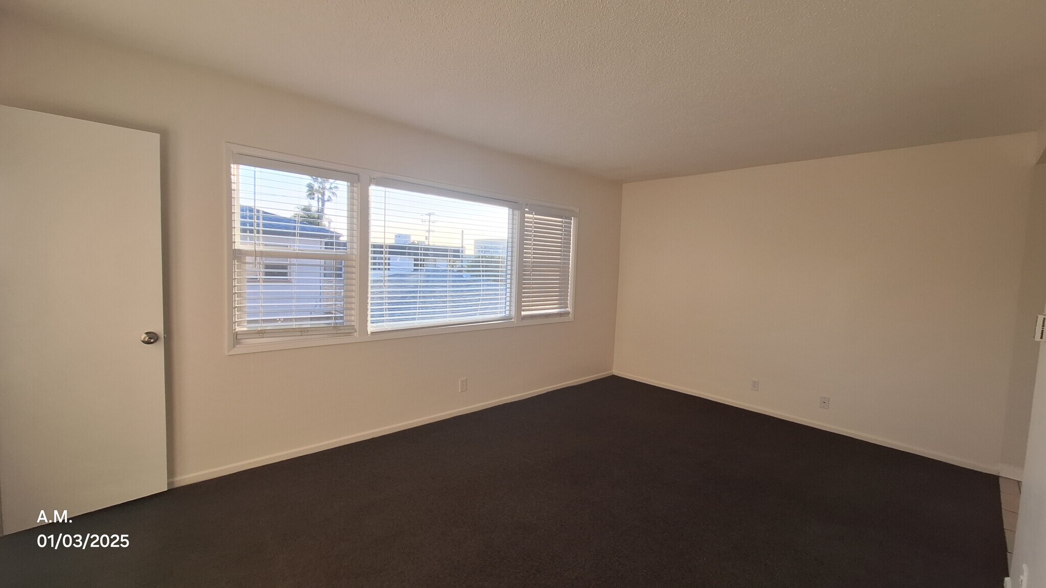 Building Photo - 912 N Market St