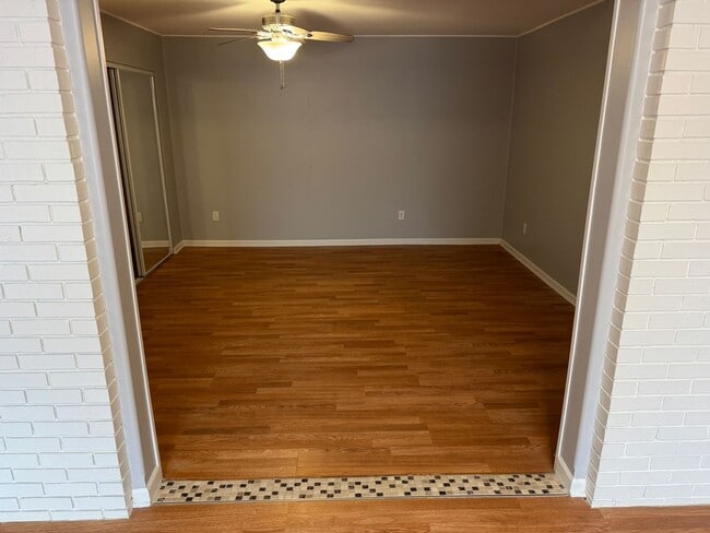 Building Photo - 7932 Whitcomb St