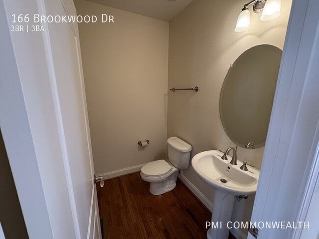 Building Photo - 166 Brookwood Dr