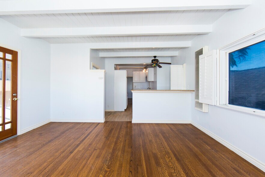 Building Photo - 1131 10th St