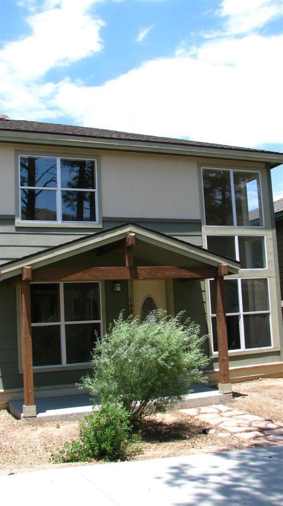Building Photo - 1481 E Ivy Ln