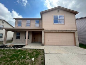 Building Photo - **MOVE IN SPECIAL** COMING SOON* Desirable Location In Cibolo! Spacious Home with Loft & Fenced B...