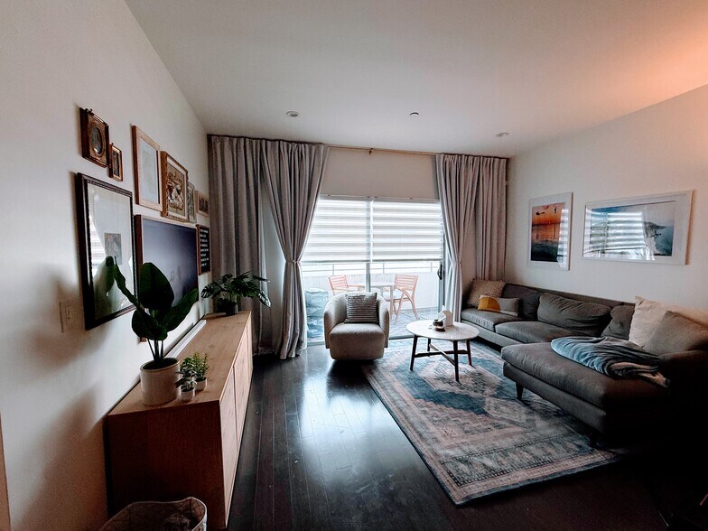 Building Photo - 1700 Sawtelle Blvd