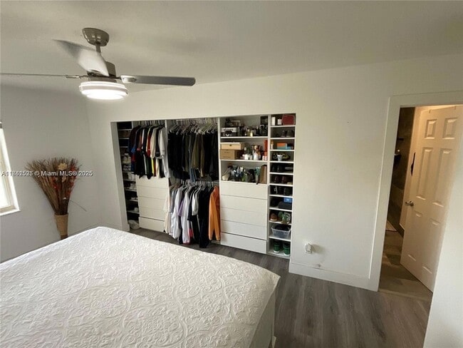 Building Photo - 10397 SW 209th Ln