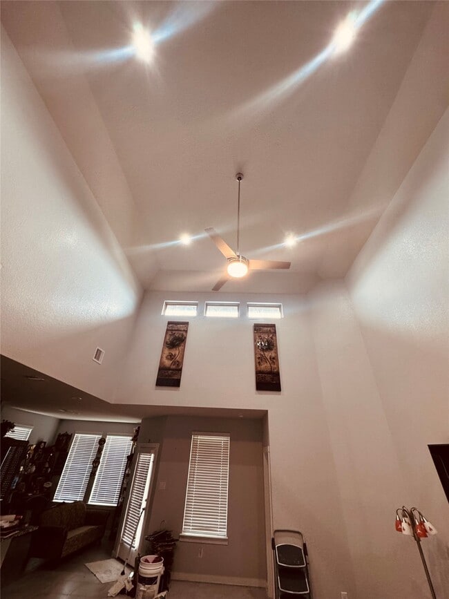 Building Photo - 28614 Hannahs Harbor Ln