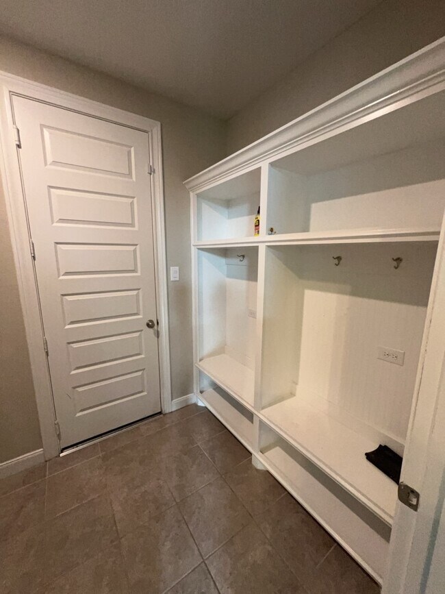 Building Photo - 24715 Gracefield Haven Ln