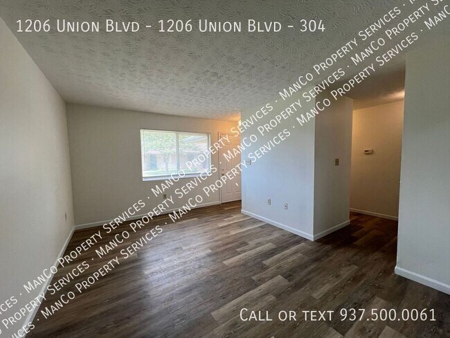 Building Photo - 1206 Union Blvd