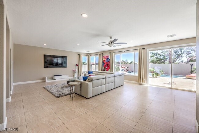 Building Photo - 11072 Pentland Downs St