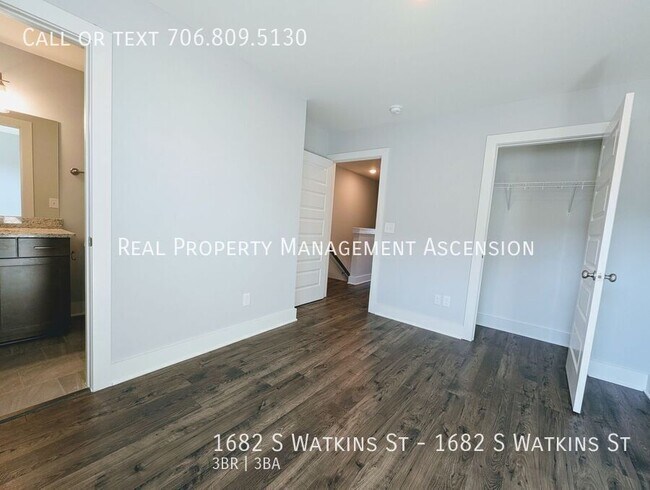 Building Photo - 1682 S Watkins St