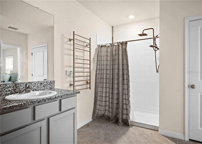 Building Photo - 17046 Oval Rum Dr