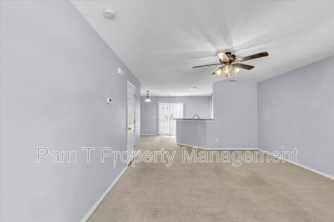 Building Photo - 37 Timber Crest Ct