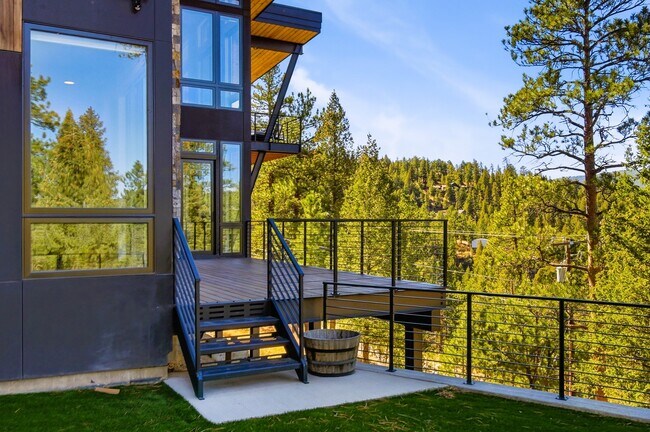 Building Photo - 4475 Forest Trail