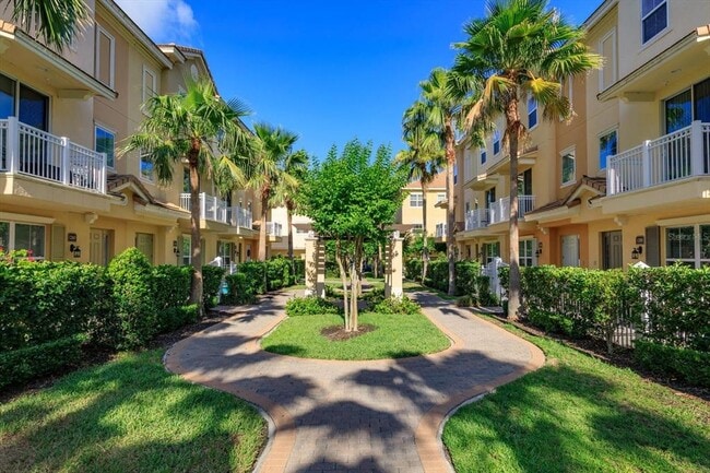 Building Photo - 1288 Bolton Pl