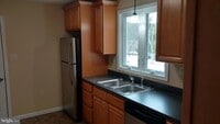 Building Photo - 231 N Walborn Ave