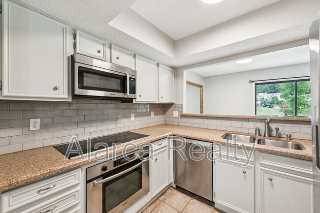 Building Photo - 7823 Davinci Ln