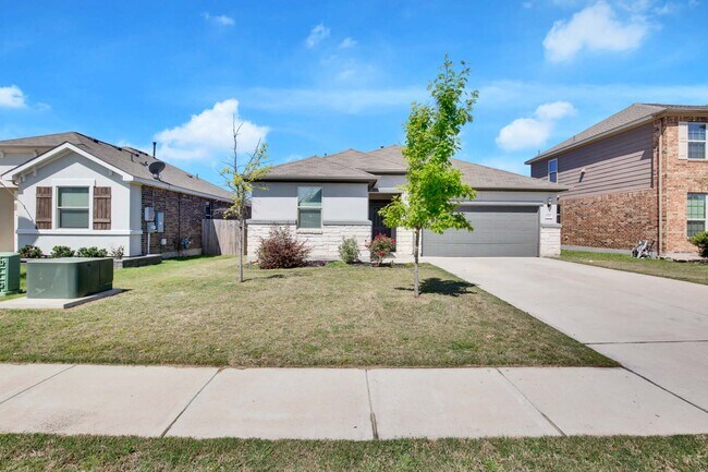 Building Photo - 8008 Massa Dr