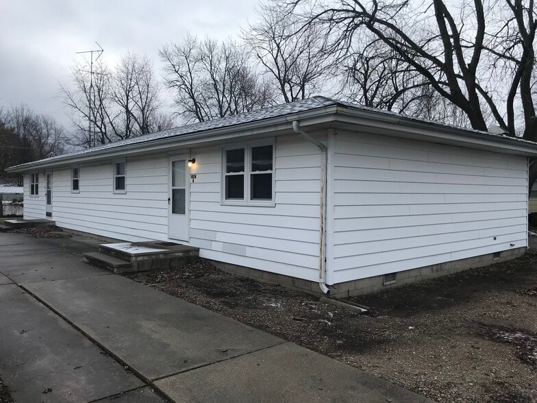 Building Photo - 1024 N Jefferson St