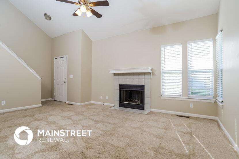 Building Photo - 102 S Janell Dr