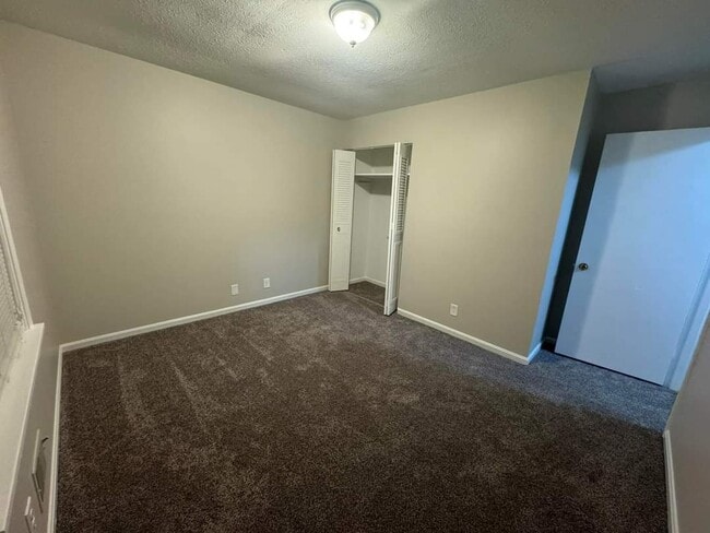 Building Photo - 2707 Jenlee Ln
