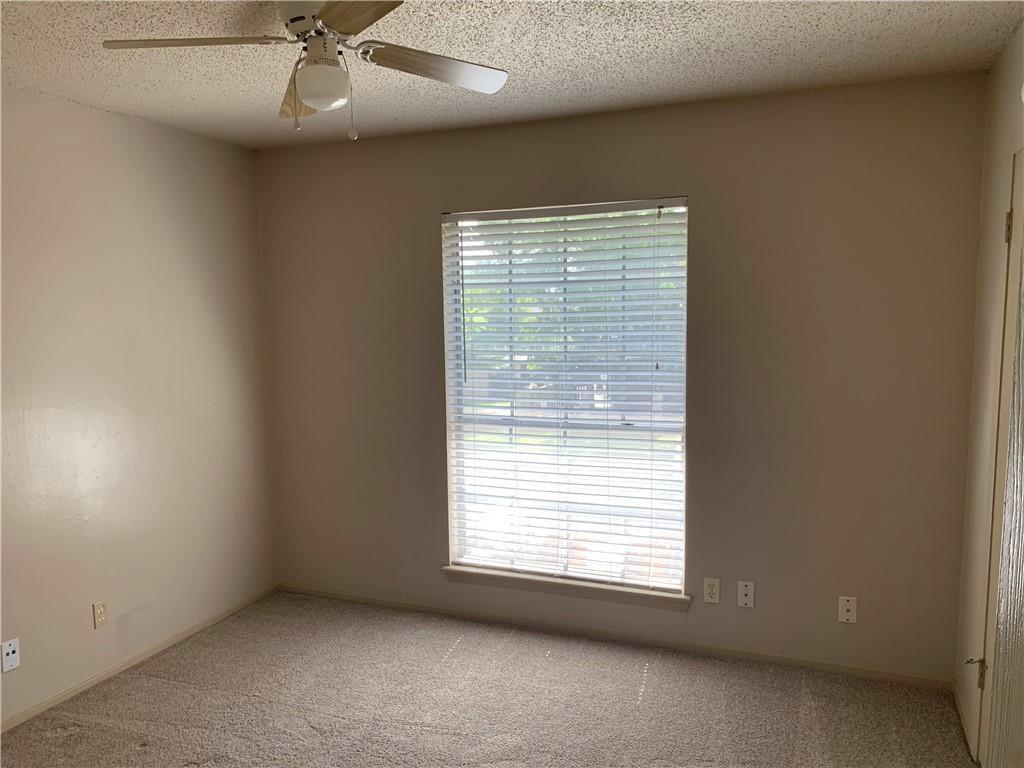 Building Photo - 7204 Creekside Dr