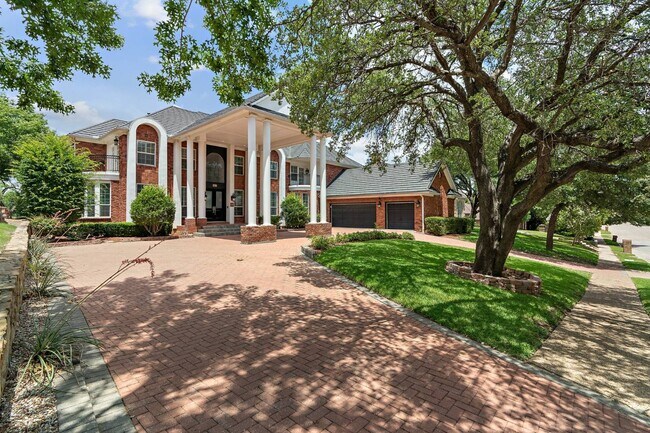 Building Photo - 1705 S Cottonwood Valley Cir