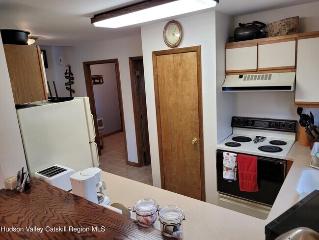 Building Photo - 274 Co Rd 65