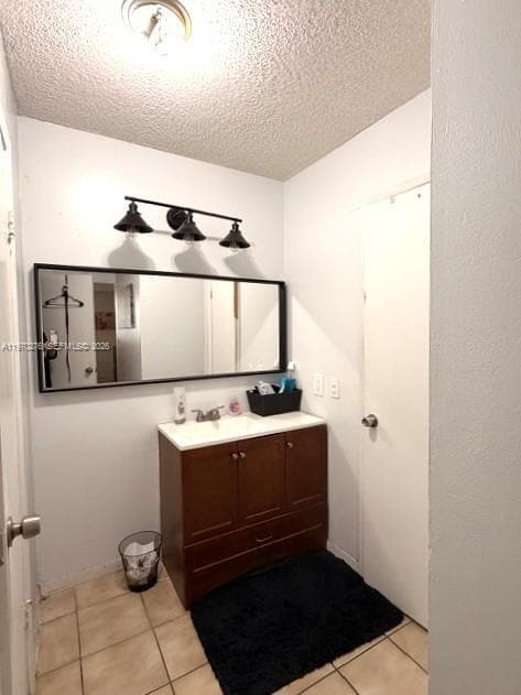 Building Photo - 8889 Fontainebleau Blvd