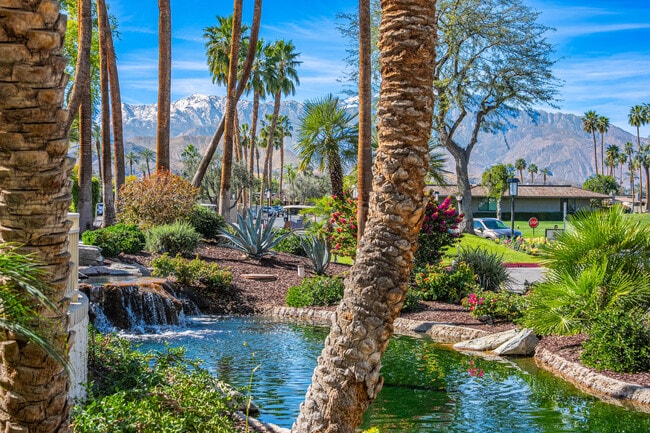 Building Photo - 1 Briarcliff Ct