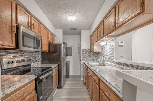 Building Photo - 1228 Ave O