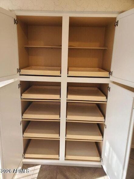 Building Photo - 1848 E Chilton Dr