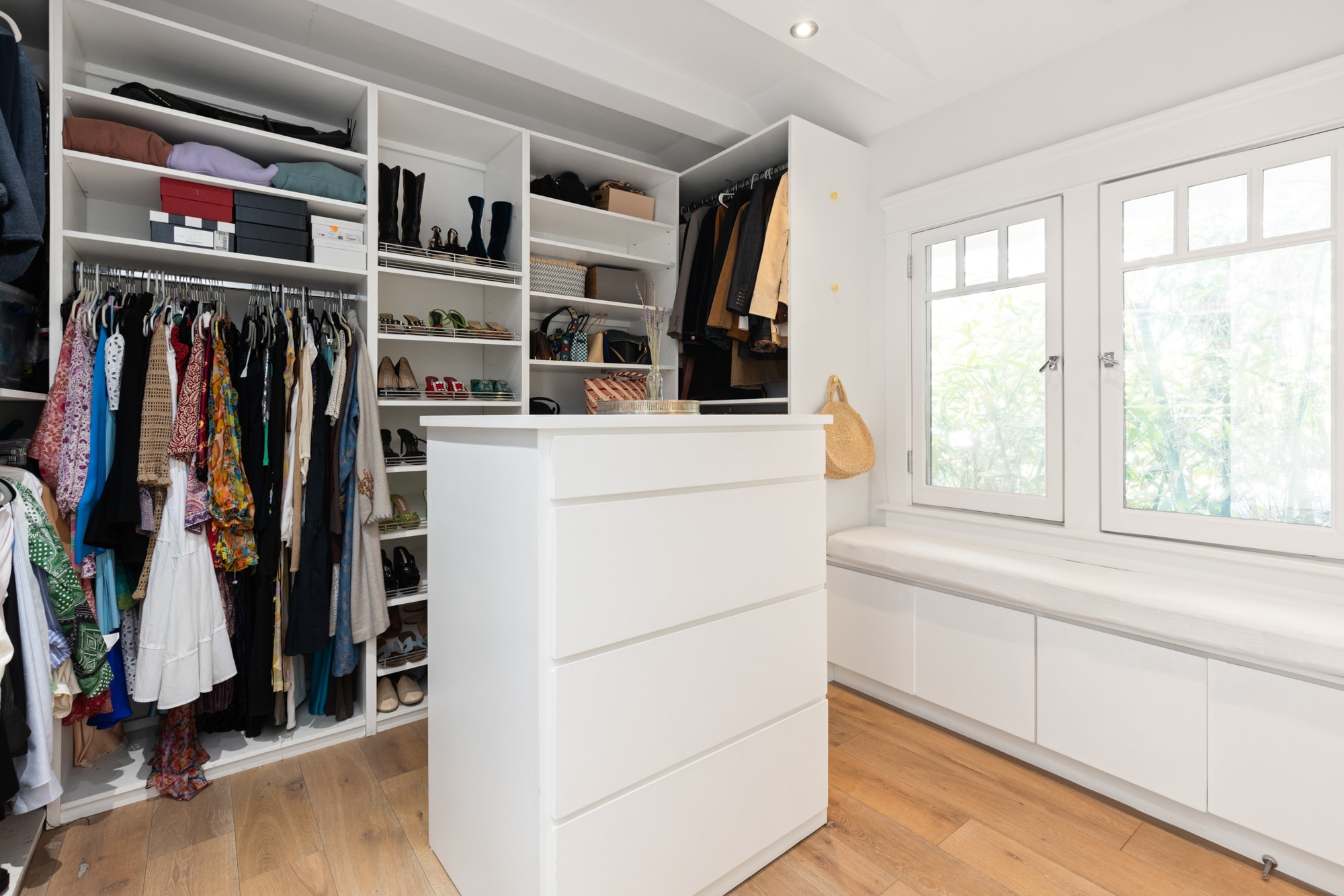 Building Photo - 241 Windward Ave