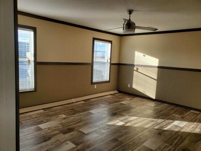 Master Bedroom *Picture from Owner's Purchase. - 179 Davis Rd