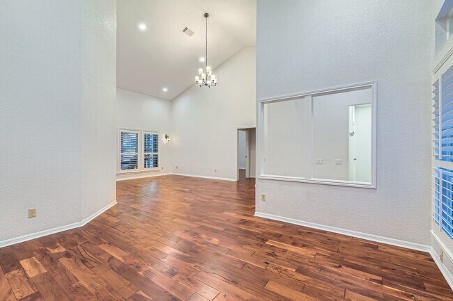 Building Photo - 6428 Old Harbor Ln