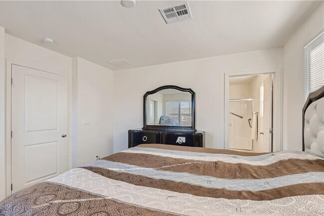 Building Photo - 3638 Via Margarita Ave